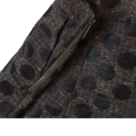 ARMANI EXCHANGE A-line Coated Wool Blend Polka-Dot Pleated Skirt in Gray/Black 6 - Picture 3 of 5